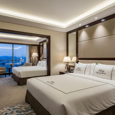 Hera Luxury Hotel 5*