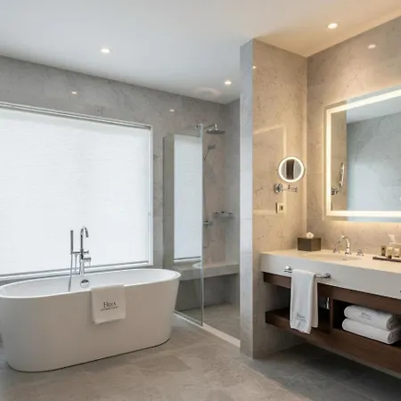 Hera Luxury 5*