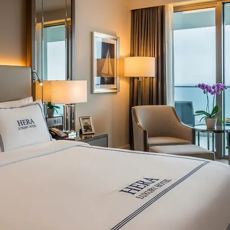 Ξενοδοχείο Hera Luxury 5*