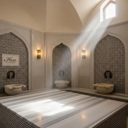 Hera Luxury Ξενοδοχείο 5*